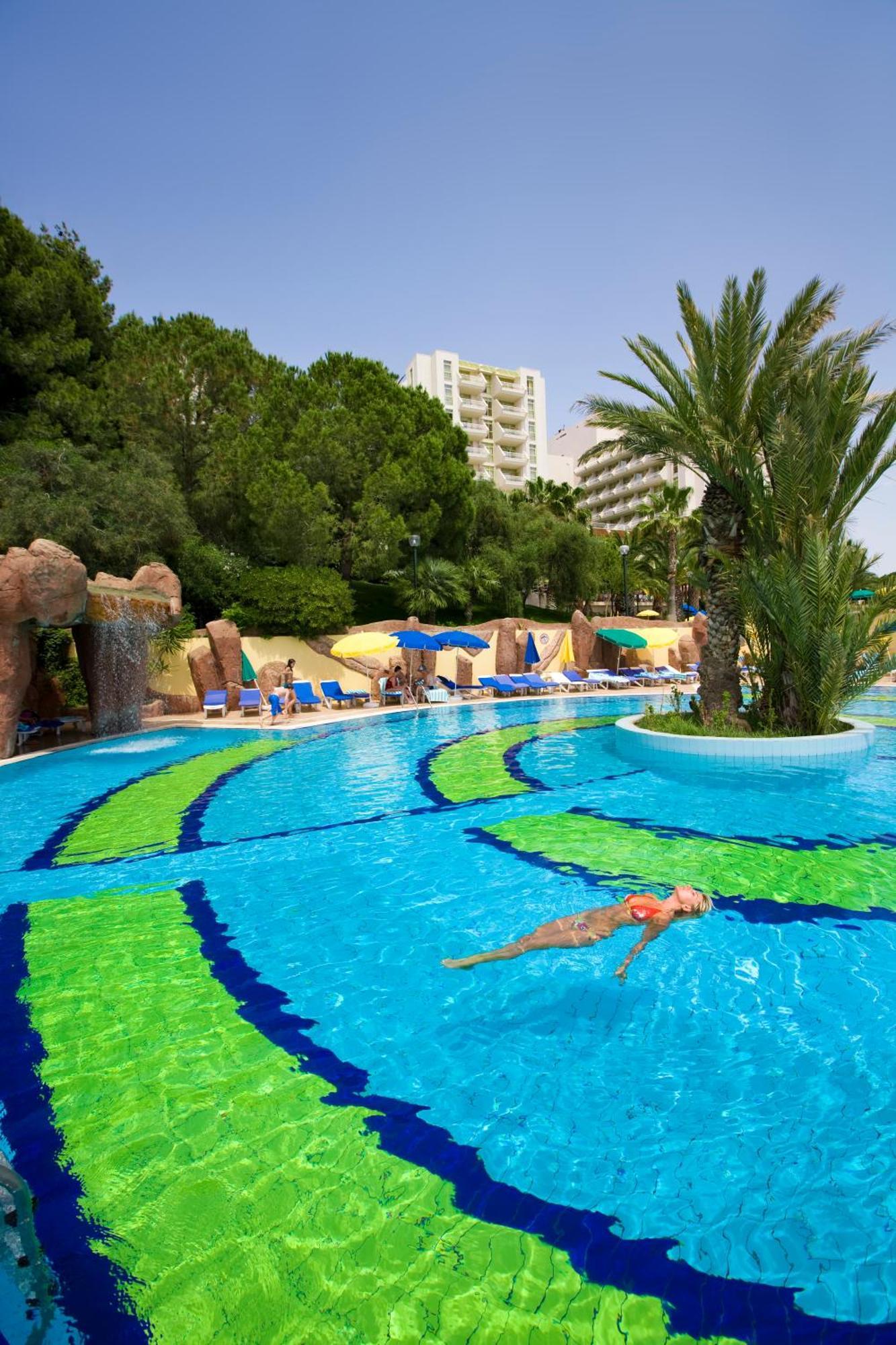 Fantasia Deluxe Hotel Kusadası Kültér fotó