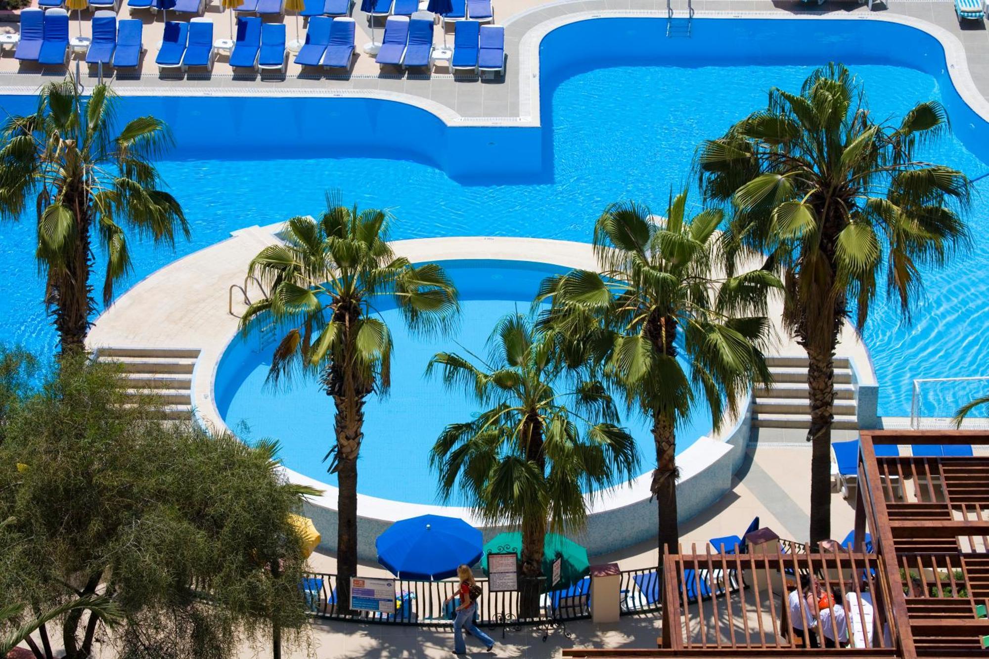 Fantasia Deluxe Hotel Kusadası Kültér fotó